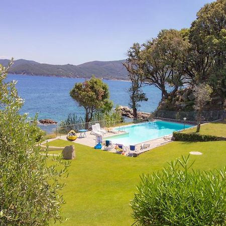 Villa Le Sprizze A Bordo Del Mare - Goelba Marciana Marina  Εξωτερικό φωτογραφία