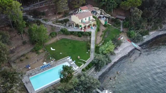 Villa Le Sprizze A Bordo Del Mare - Goelba Marciana Marina  Εξωτερικό φωτογραφία