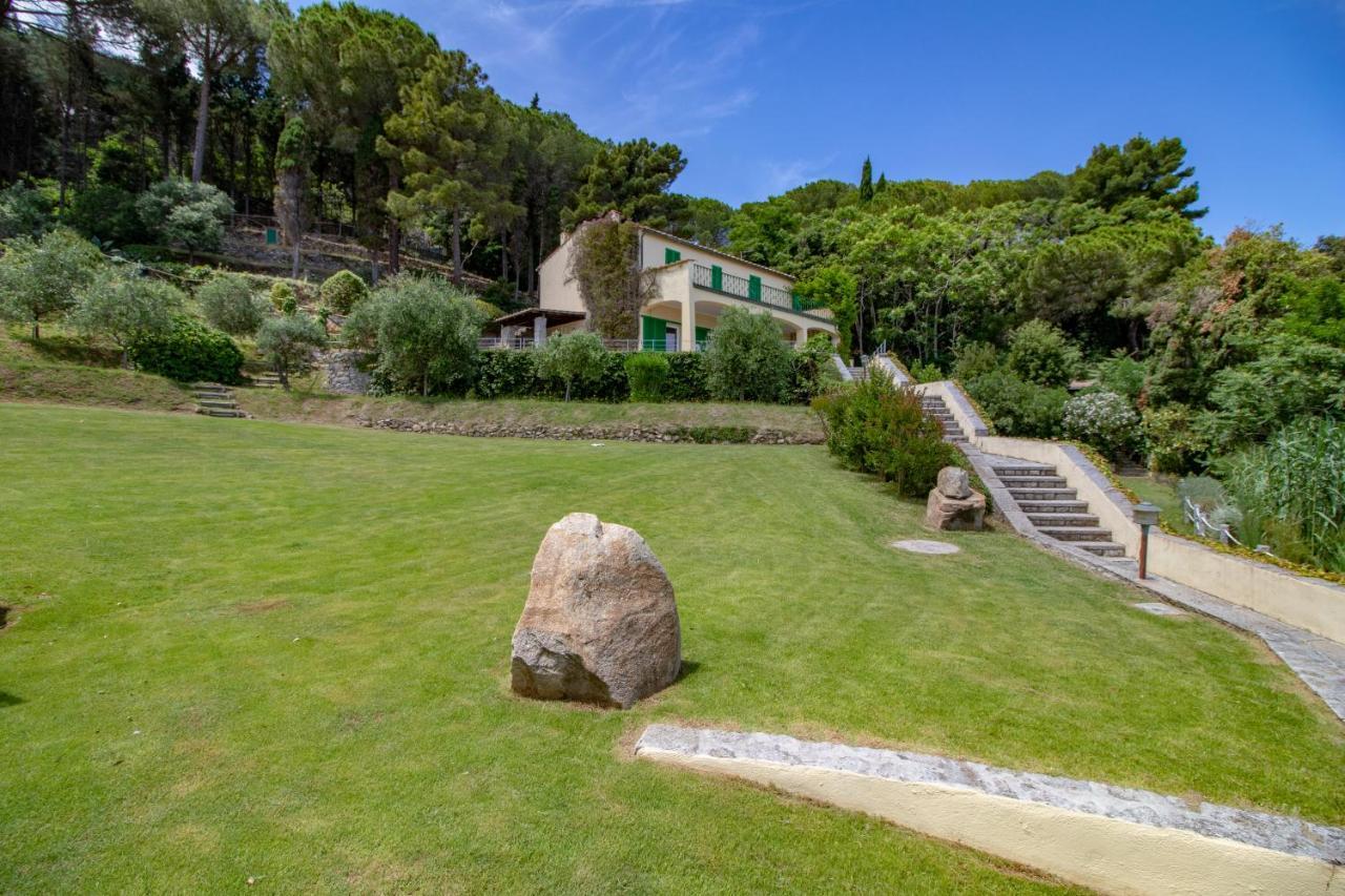 Villa Le Sprizze A Bordo Del Mare - Goelba Marciana Marina  Εξωτερικό φωτογραφία