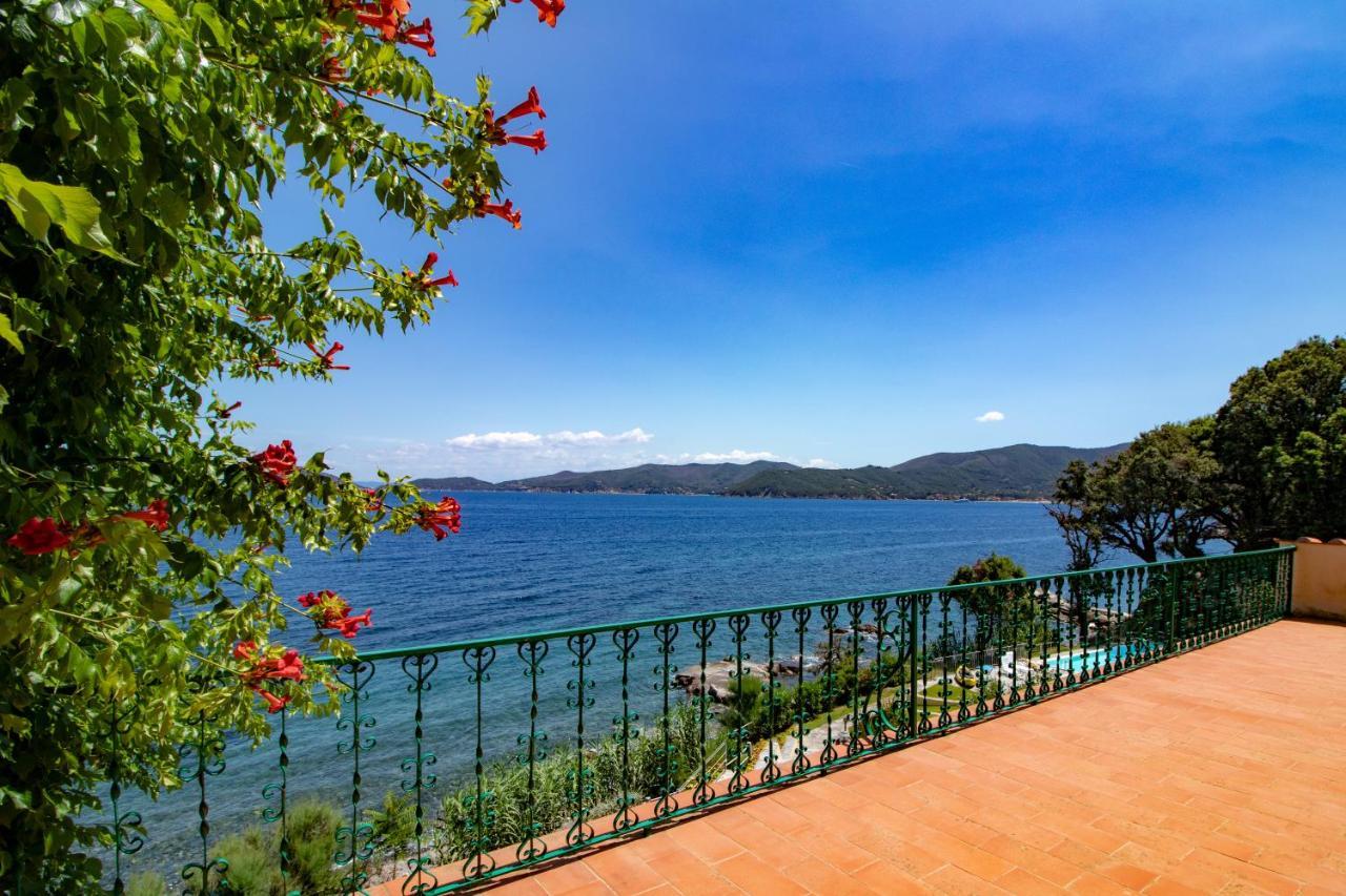 Villa Le Sprizze A Bordo Del Mare - Goelba Marciana Marina  Εξωτερικό φωτογραφία