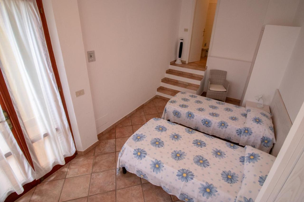 Villa Le Sprizze A Bordo Del Mare - Goelba Marciana Marina  Εξωτερικό φωτογραφία