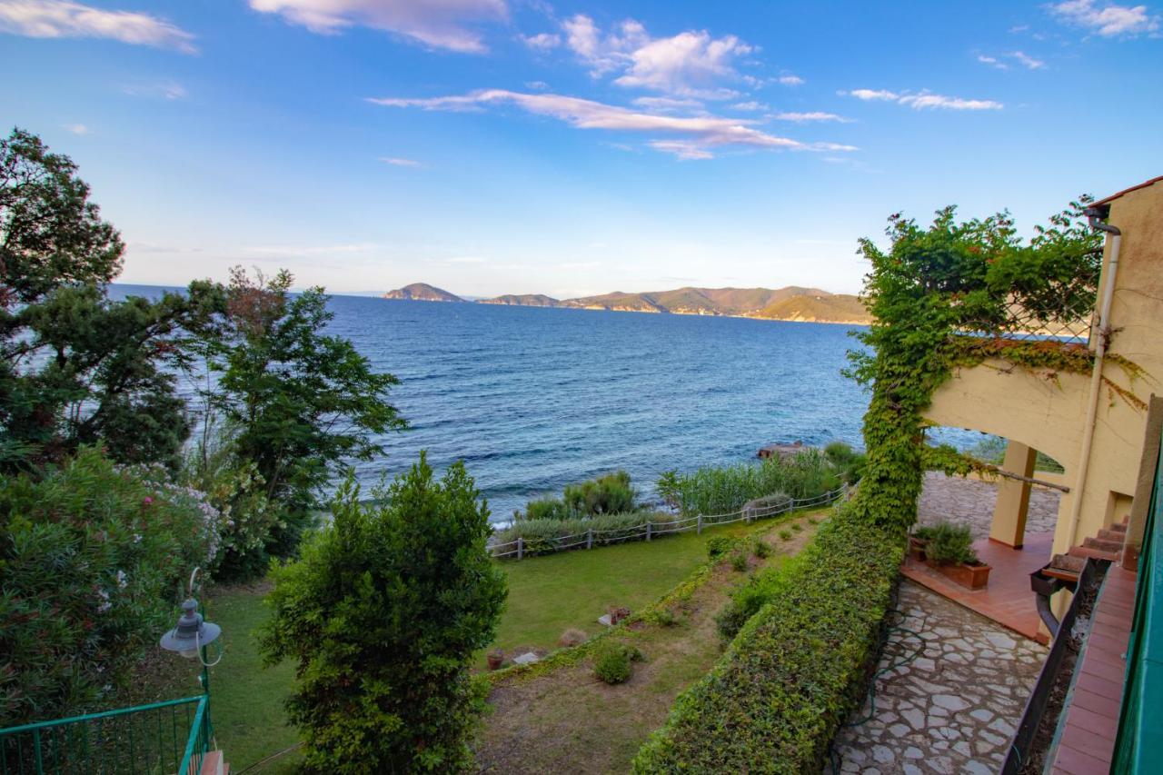 Villa Le Sprizze A Bordo Del Mare - Goelba Marciana Marina  Εξωτερικό φωτογραφία