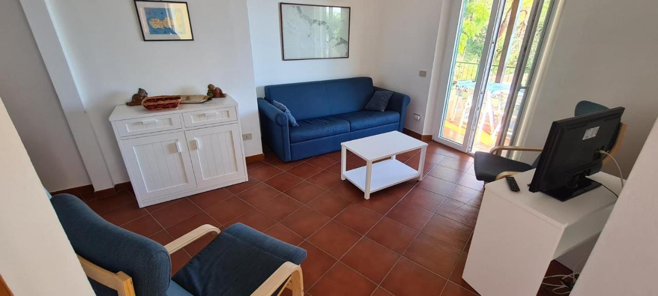 Villa Le Sprizze A Bordo Del Mare - Goelba Marciana Marina  Εξωτερικό φωτογραφία