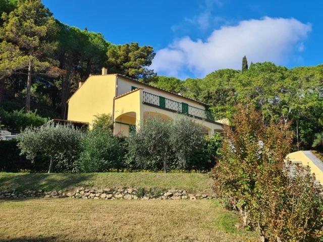 Villa Le Sprizze A Bordo Del Mare - Goelba Marciana Marina  Εξωτερικό φωτογραφία