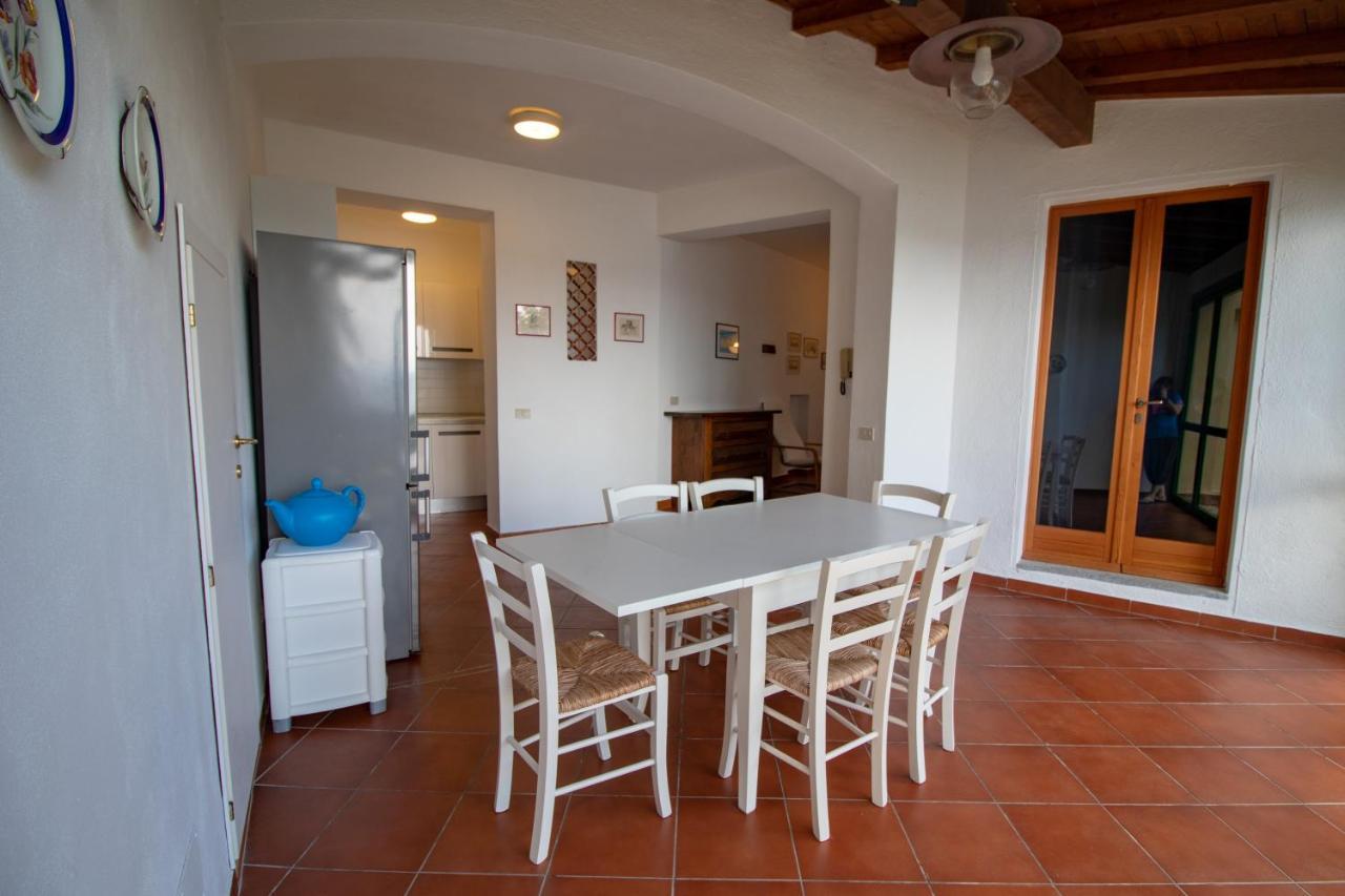 Villa Le Sprizze A Bordo Del Mare - Goelba Marciana Marina  Εξωτερικό φωτογραφία
