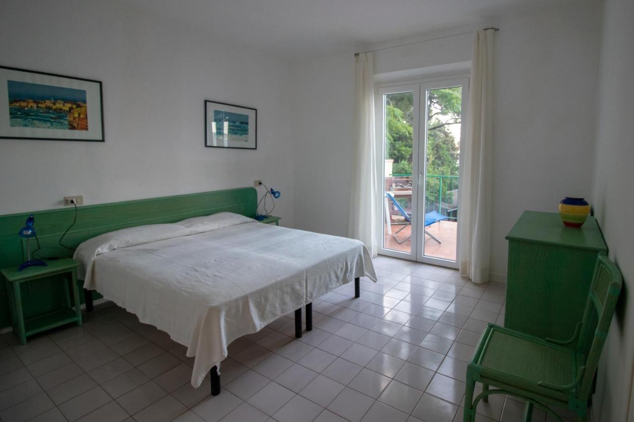 Villa Le Sprizze A Bordo Del Mare - Goelba Marciana Marina  Εξωτερικό φωτογραφία